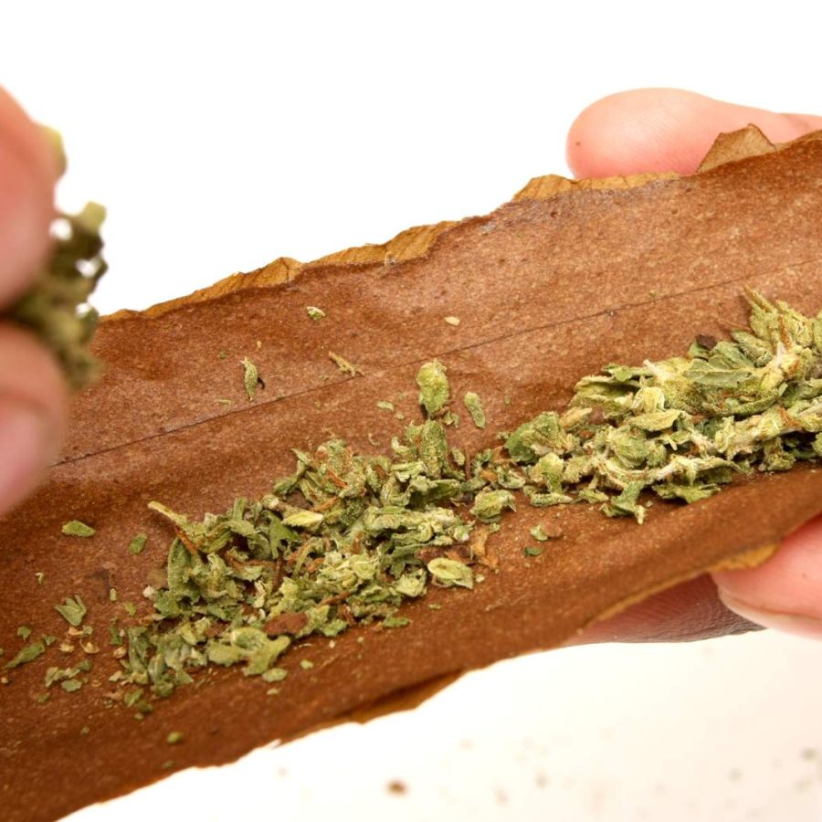 How to Roll the Perfect Blunt